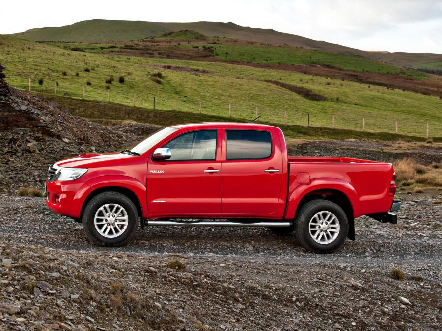  Toyota Hilux Double Cab 2011 года  (UK) (фото 21 из 30)